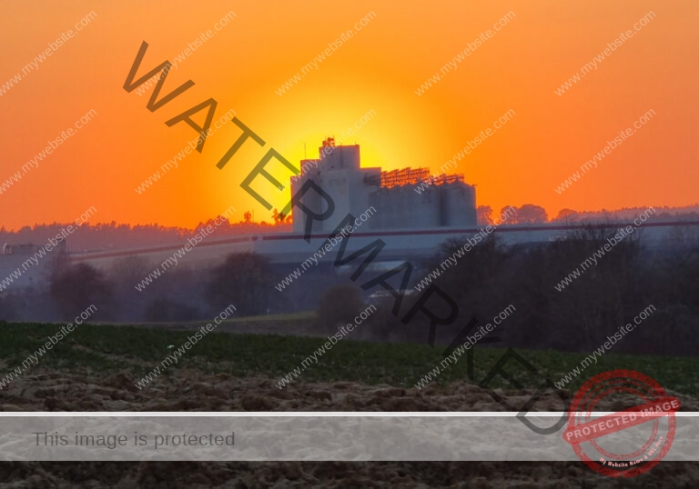 Sonnenuntergang hinter Rettenmeier-Mühle 2